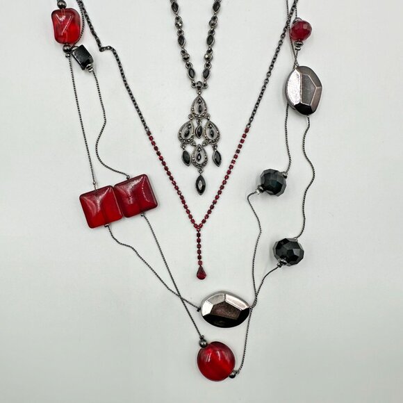 Necklace Lot Black Red Silver Tone Mixed Chains Dangle Drop Beads Set of 3 - Picture 1 of 13